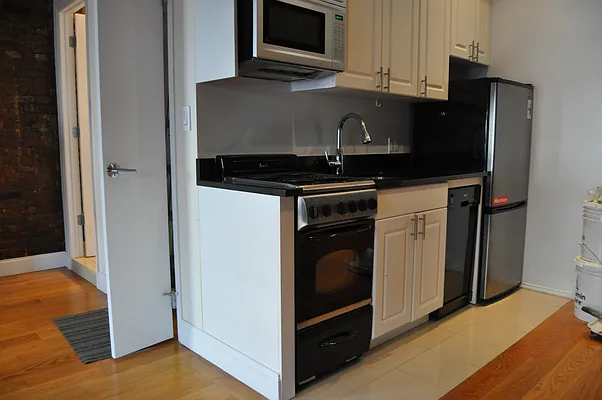 Rented by Sky Management | media 38