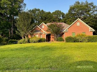 9 Wilcher Dr, Laurel, MS 39440