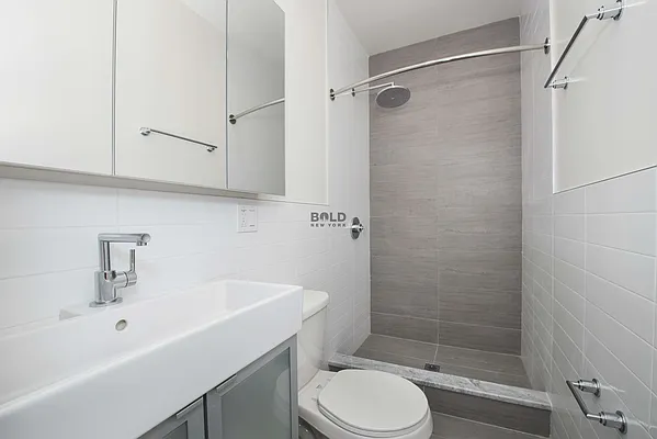 Rented by Bold New York | media 6