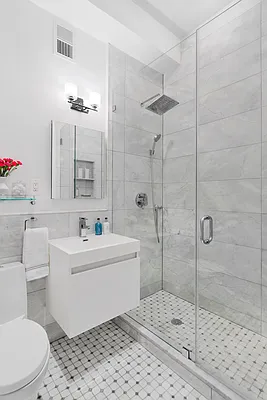 Sold by Compass | media 8