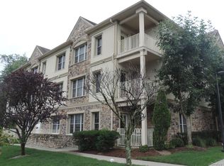 24 N De Baun Ave UNIT 301, Suffern, NY 10901