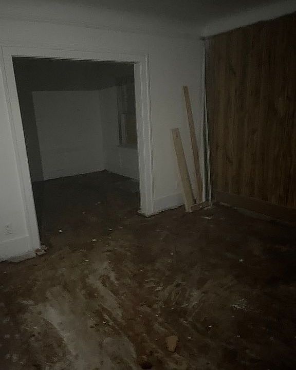 2nd image of 12042 Pinehurst St