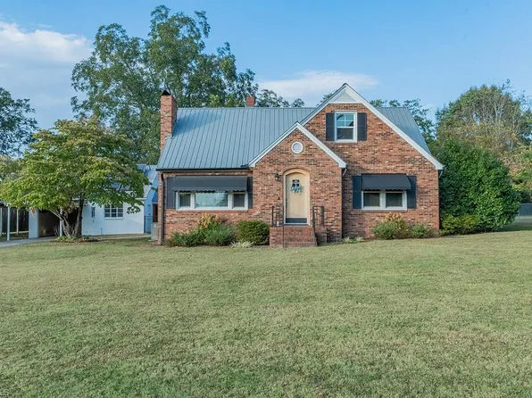381 Hinkle Ln, Lexington, NC 27295