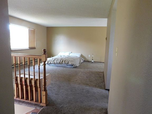 5th image of 4714 Stevenson Ct