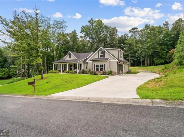 499 Oakland Dr SE, Calhoun, GA 30701