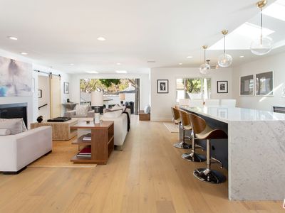 7293 W 90th St, Los Angeles, CA, 90045