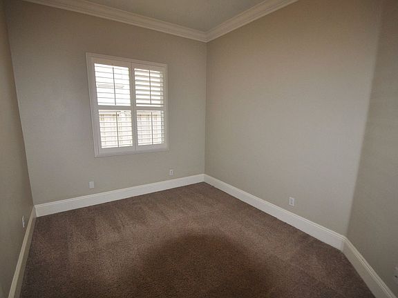 5th image of 15423 Regatta Way