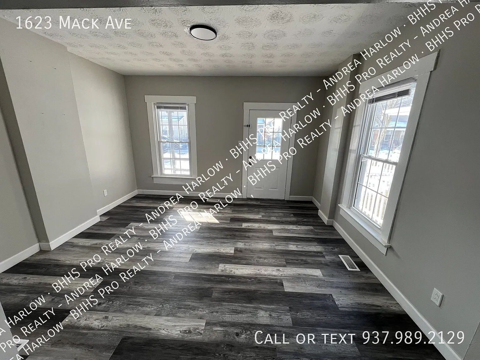 1623 Mack Ave — Photo 1