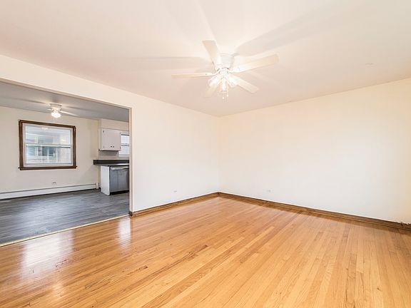 4th image of 6612 N Harlem Ave APT 2W