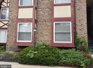 31 Chelsea Cir, Clementon, NJ 08021