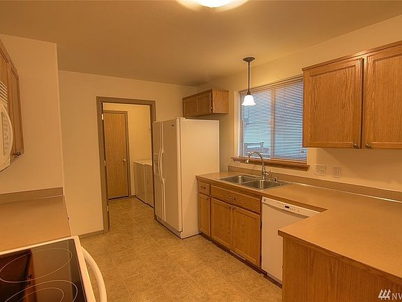5th image of 19306 12th Avenue Ct E