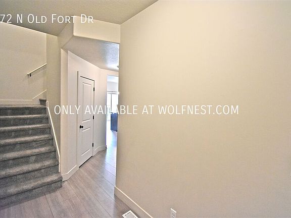 2nd image of 672 N Old Fort Dr