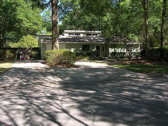 Double driveway
