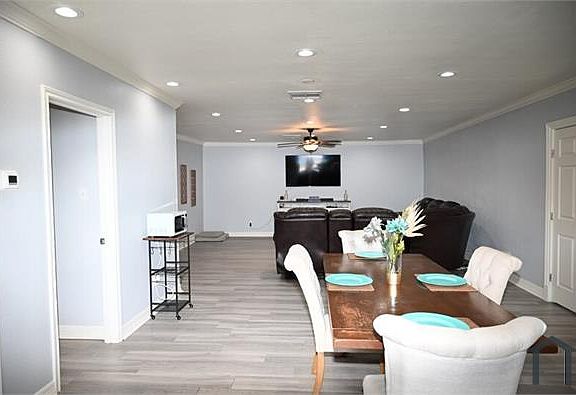 3rd image of 3328 Avenue P