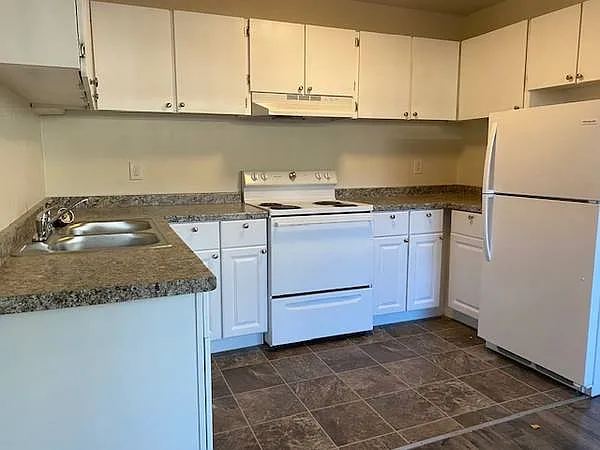 Hawthorne Villa Apartments — Photo 3