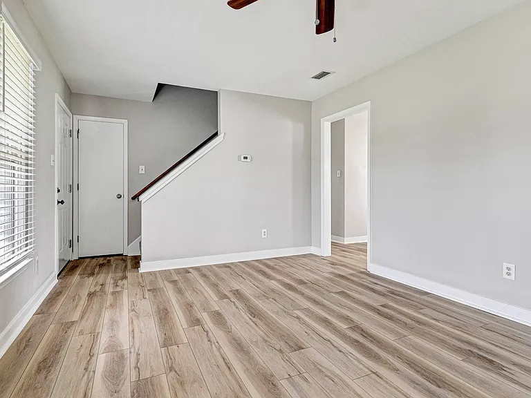 6402 Sledds Lake Rd — Photo 6