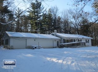 N3299 Ebert Rd, New London, WI 54961