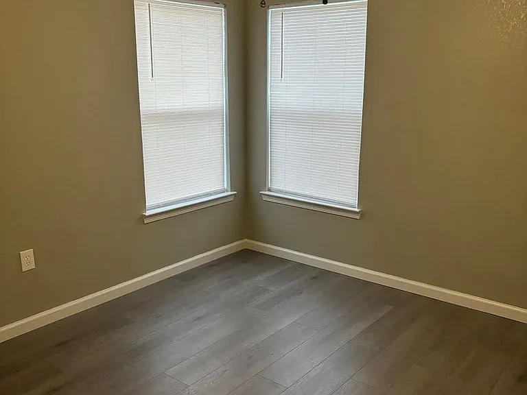 2615 Tudor Rd — Photo 8
