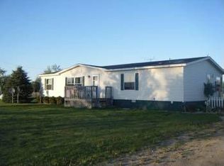 12950 S Oak Ave, Grant, MI 49327