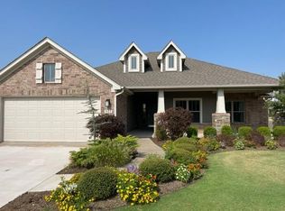 501 Hutton Rd, Yukon, OK 73099