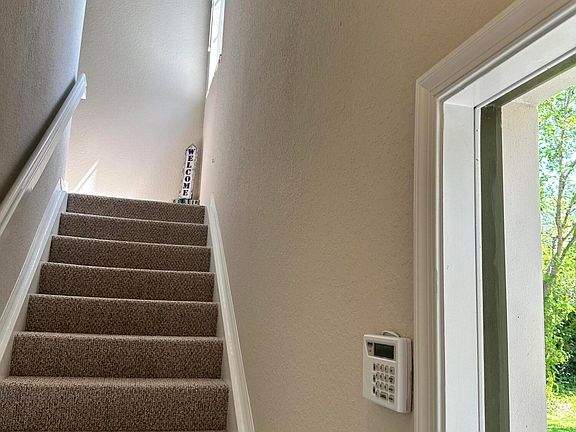 3rd image of 1571 SE Wilshire Place #204