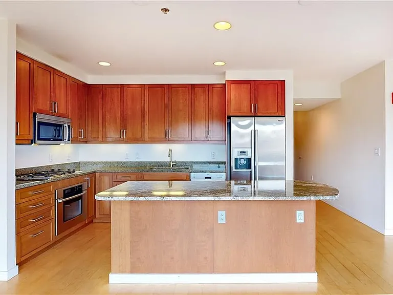 100 Exchange St #1405 — Photo 1