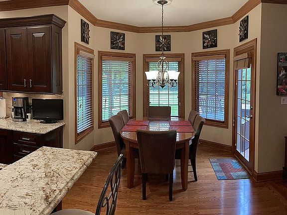 Kitchen nook