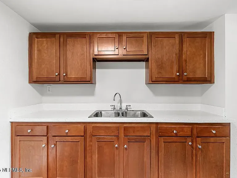 9035 Adams Ave — Photo 4