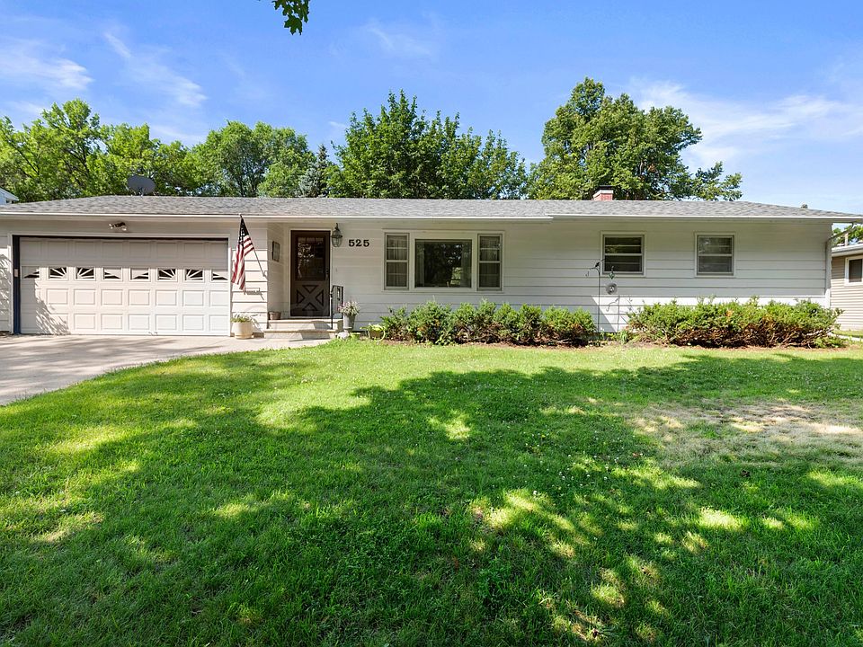 1st image of 525 Cedar Ln