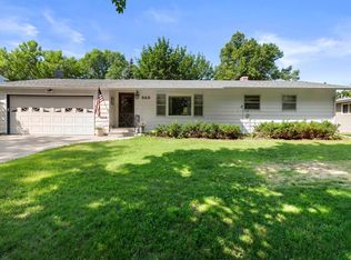 525 Cedar Ln, Moorhead, MN 56560