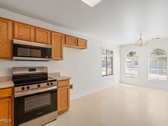5th image of 2830 N 106TH Avenue
