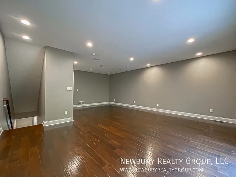 147 Banksville Pl — Photo 48