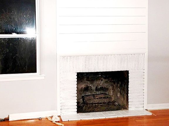 3rd image of 504 NE Applewood St