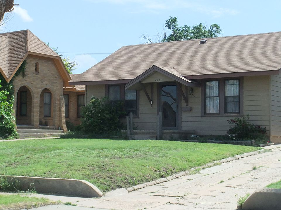 635 N Frost