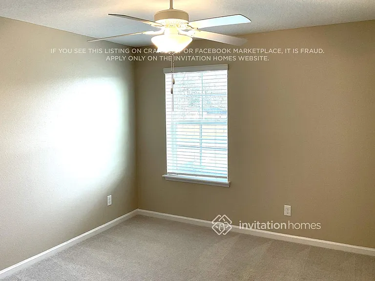 2594 Laylas Way — Photo 7