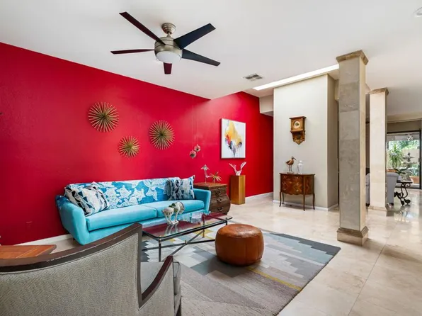 200 N Hermosa Dr, Palm Springs, CA 92262