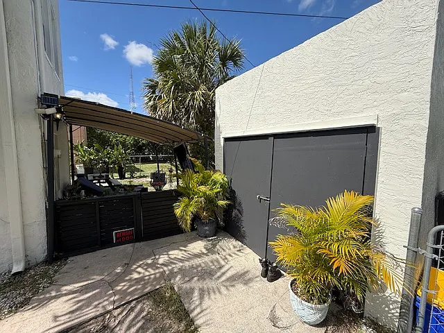 965 39th Ct — Photo 7