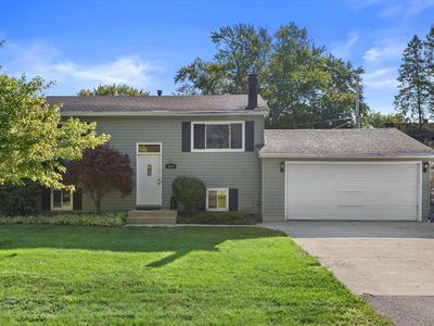 8117 107th AVENUE, Pleasant Prairie, WI, 53158