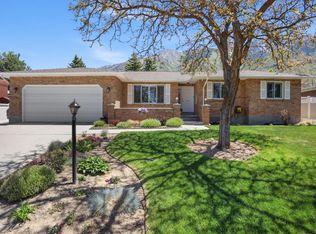 11499 S High Mountain Dr, Sandy, UT 84092