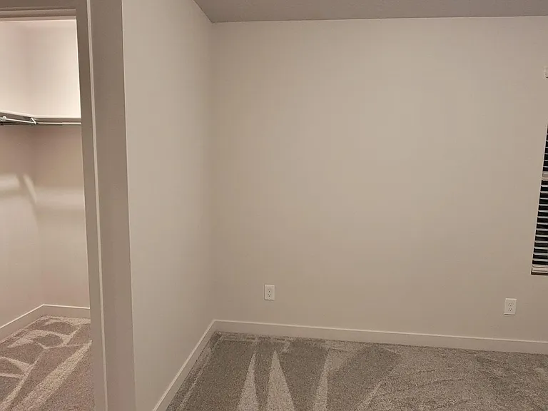 2109 N Chianti St — Photo 13