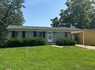 1818 Longford Dr, Saint Louis, MO 63136