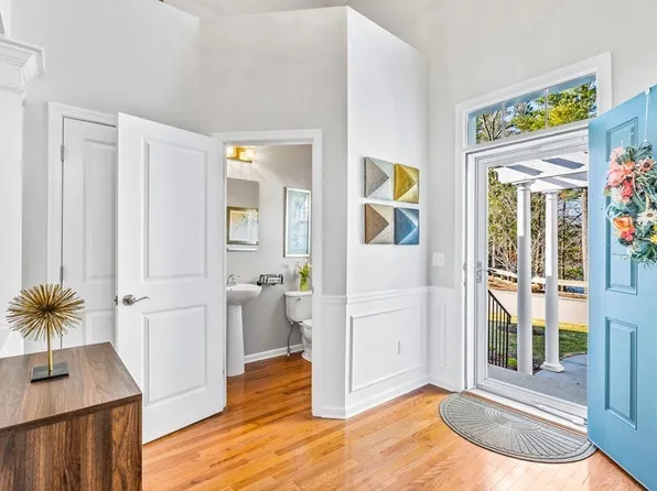 39 Kelly Way Unit 39, Canton, MA 02021