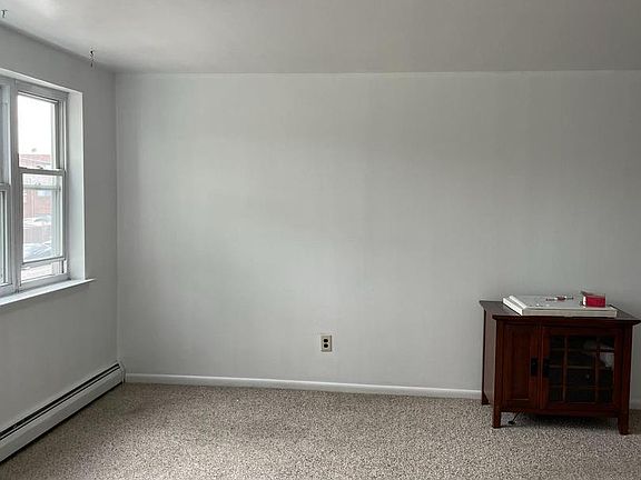 4th image of 8274 Leon St Floor 1