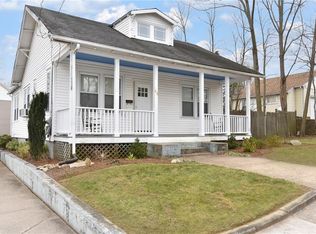 60 Curson St, West Warwick, RI 02893