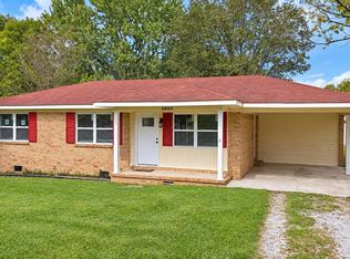 1605 Linwood St SW, Hartselle, AL 35640