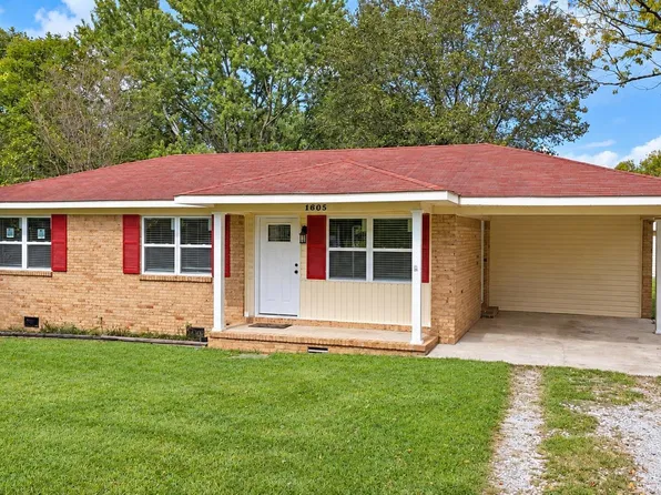 1605 Linwood St SW, Hartselle, AL 35640