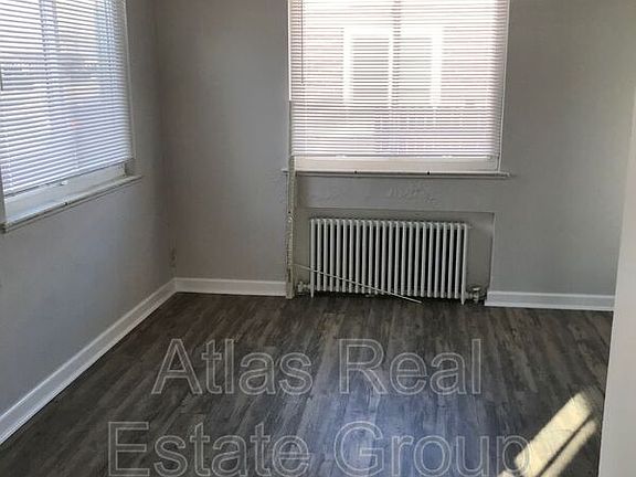 5th image of 1526 Wabash St #1