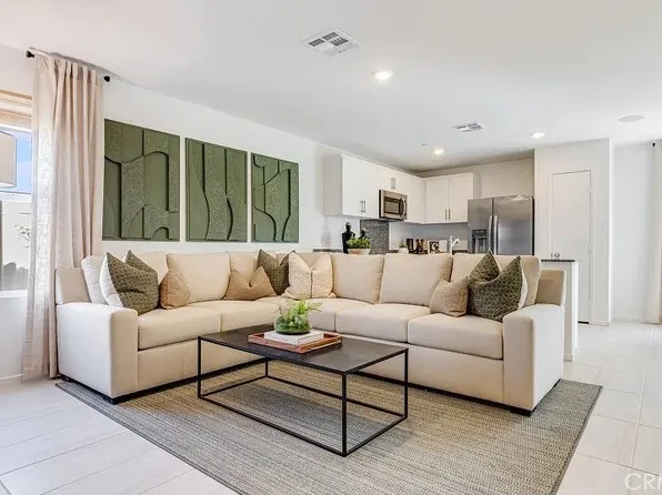 11141 Stardance Dr, Desert Hot Springs, CA 92240
