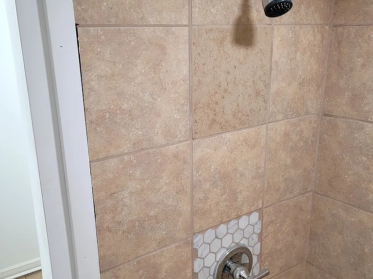 323 S Garden St #2-B — Photo 9