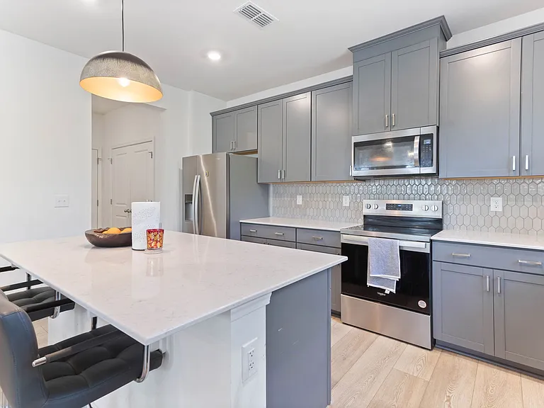 1537 Underbrush Dr — Photo 15